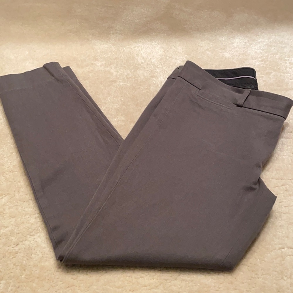 Banana Republic Sloan Fit Gray Cropped Pants